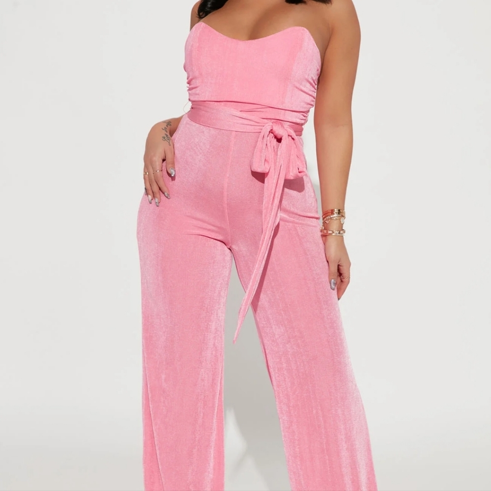 Pink slinky jumper with belt